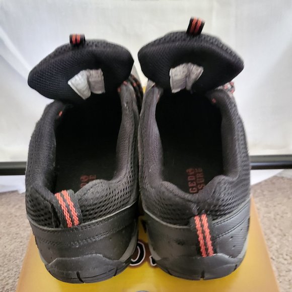 Rugged Exposure Boots. Grey. Size: 9 1/2 - Picture 3 of 4